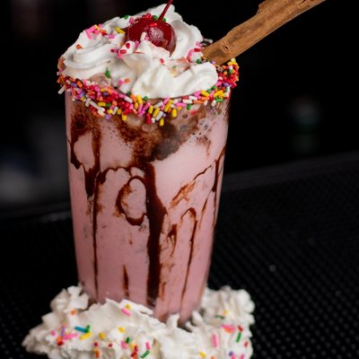 Çilekli Milkshake