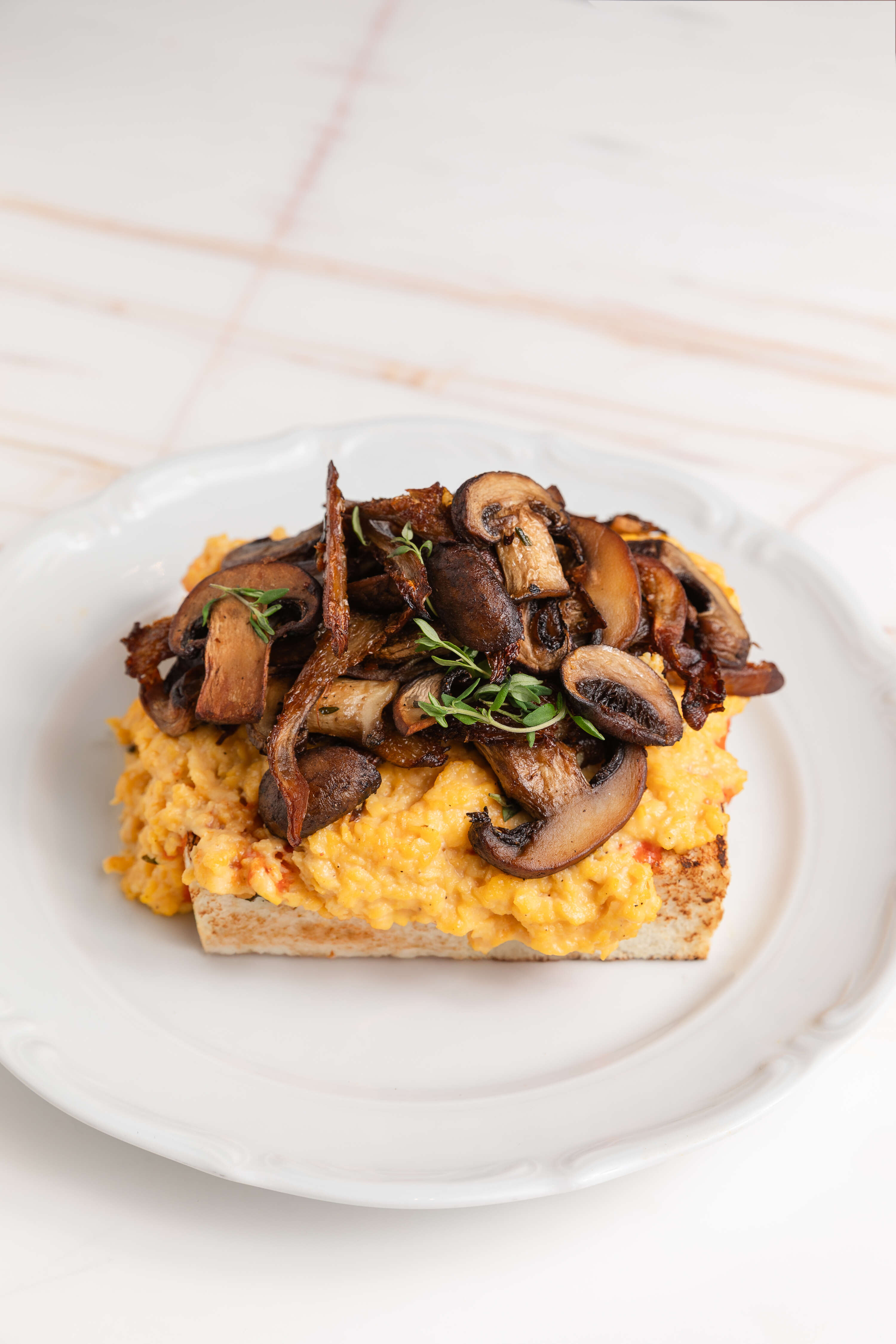 Mantarlı Çırpılmış Yumurta / Mushroom Scrambled Egg