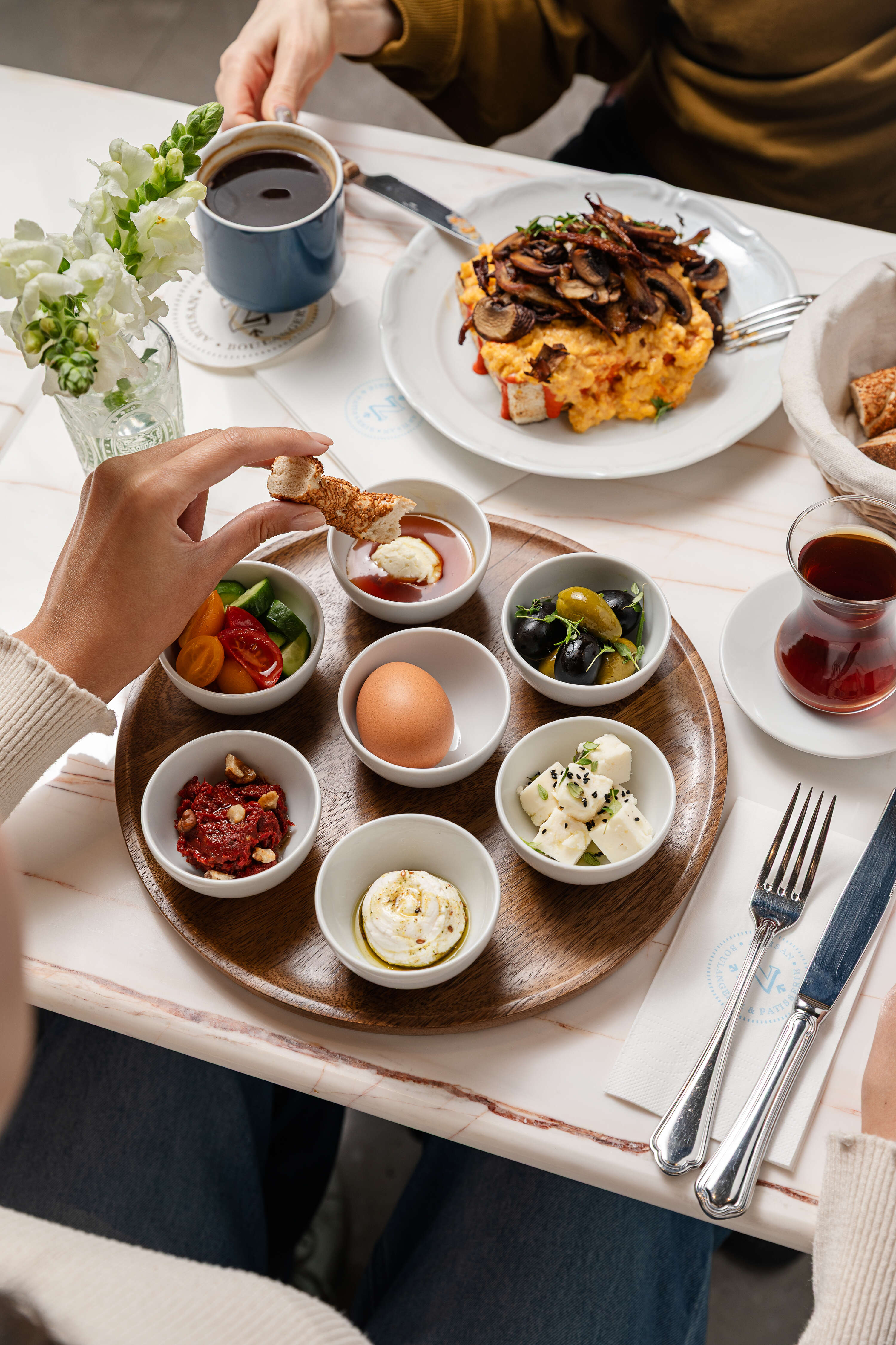 Klasik Kahvaltı Tabağı / Tradional Breakfast Platter
