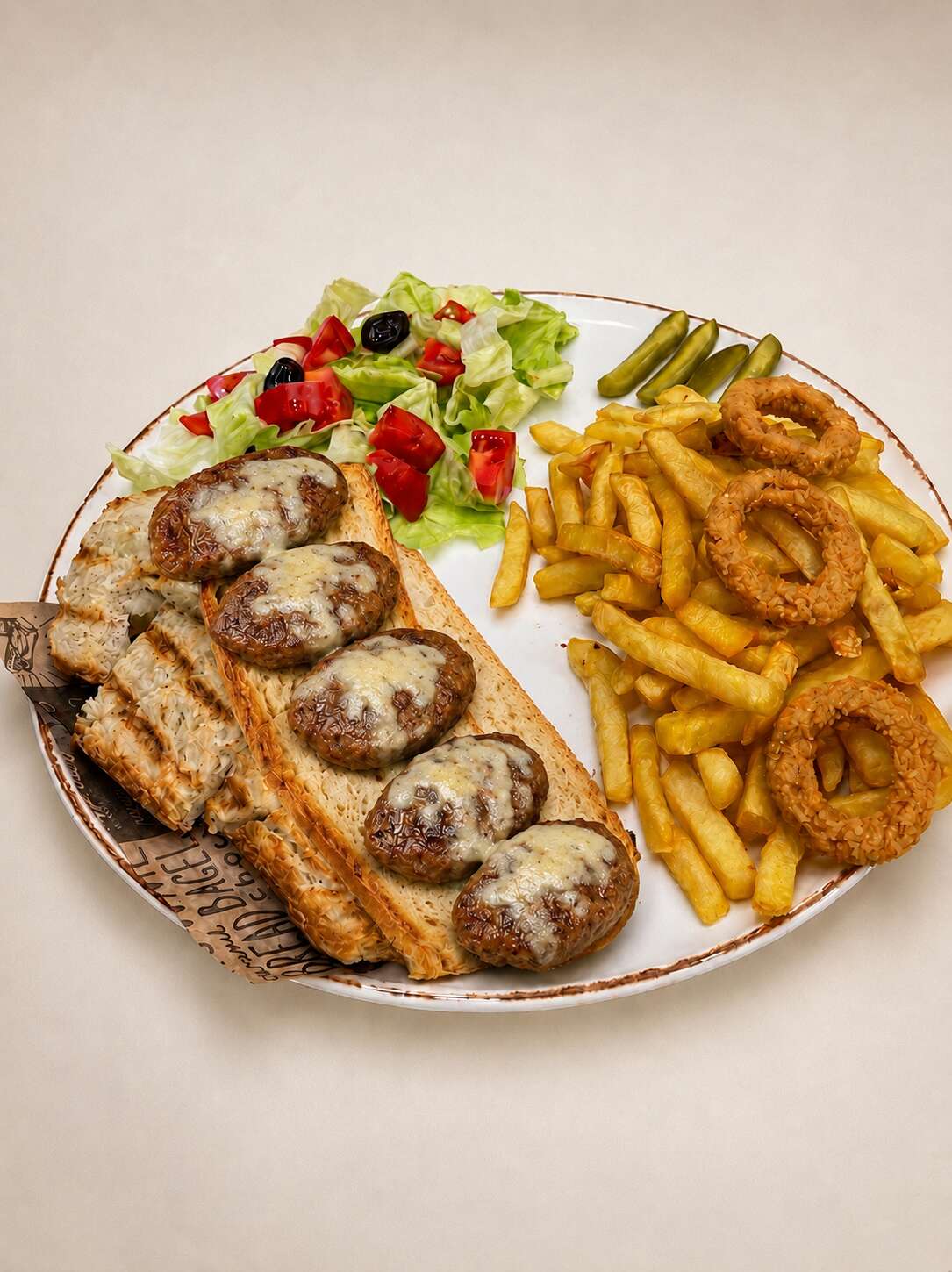 Dana Kaşarlı Köfte 