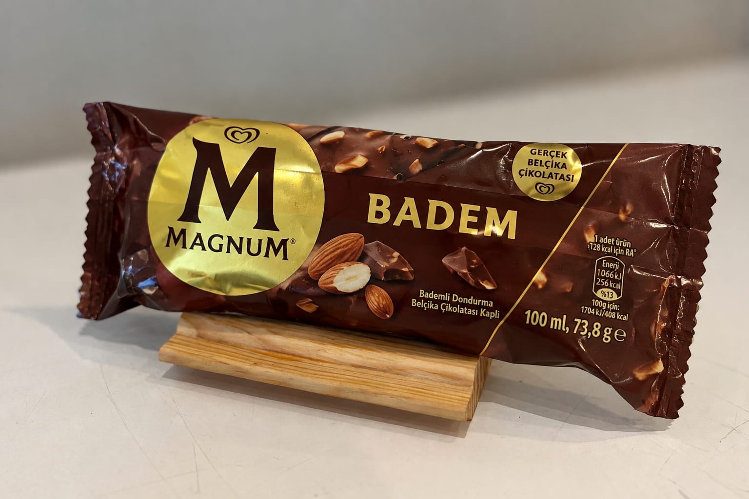 MAGNUM BADEM