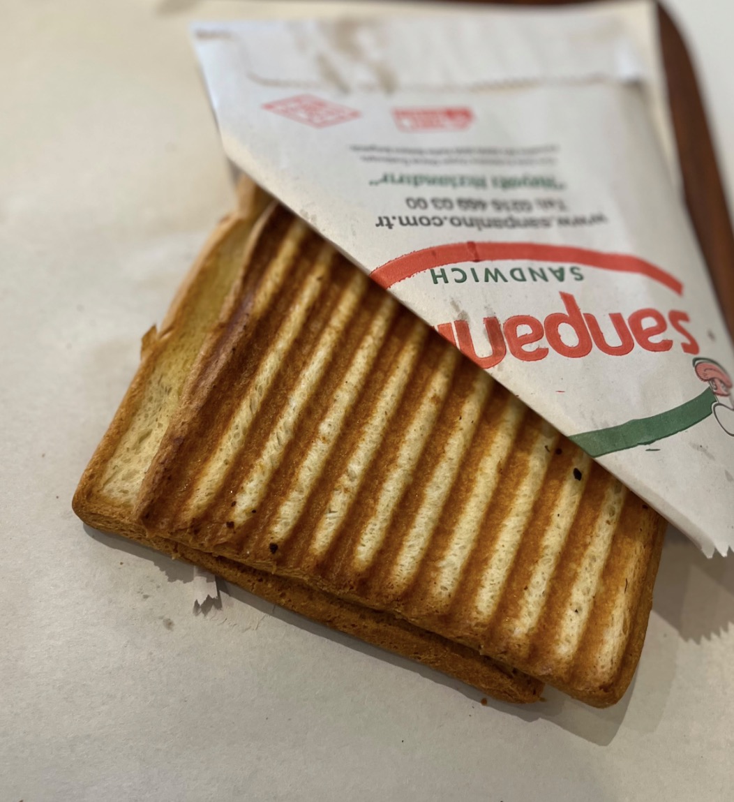TOST KARIŞIK