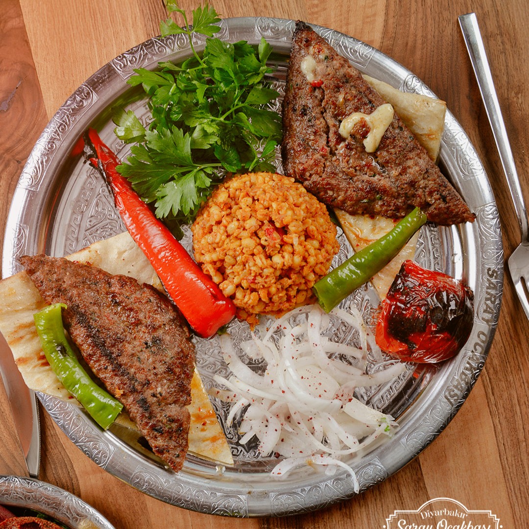 Kaşarlı Köfte