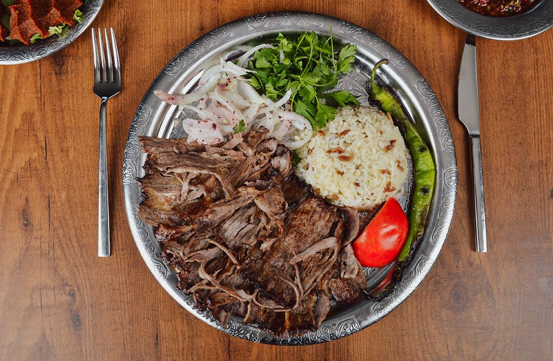 Pilav Üstü Döner