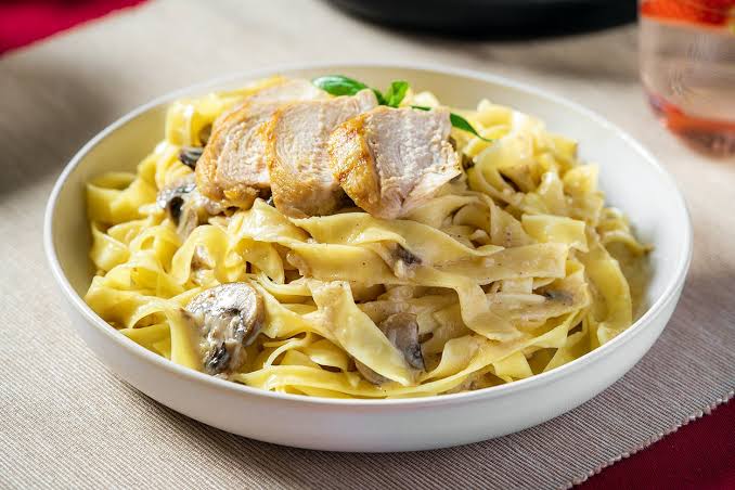 Penne Alfredo