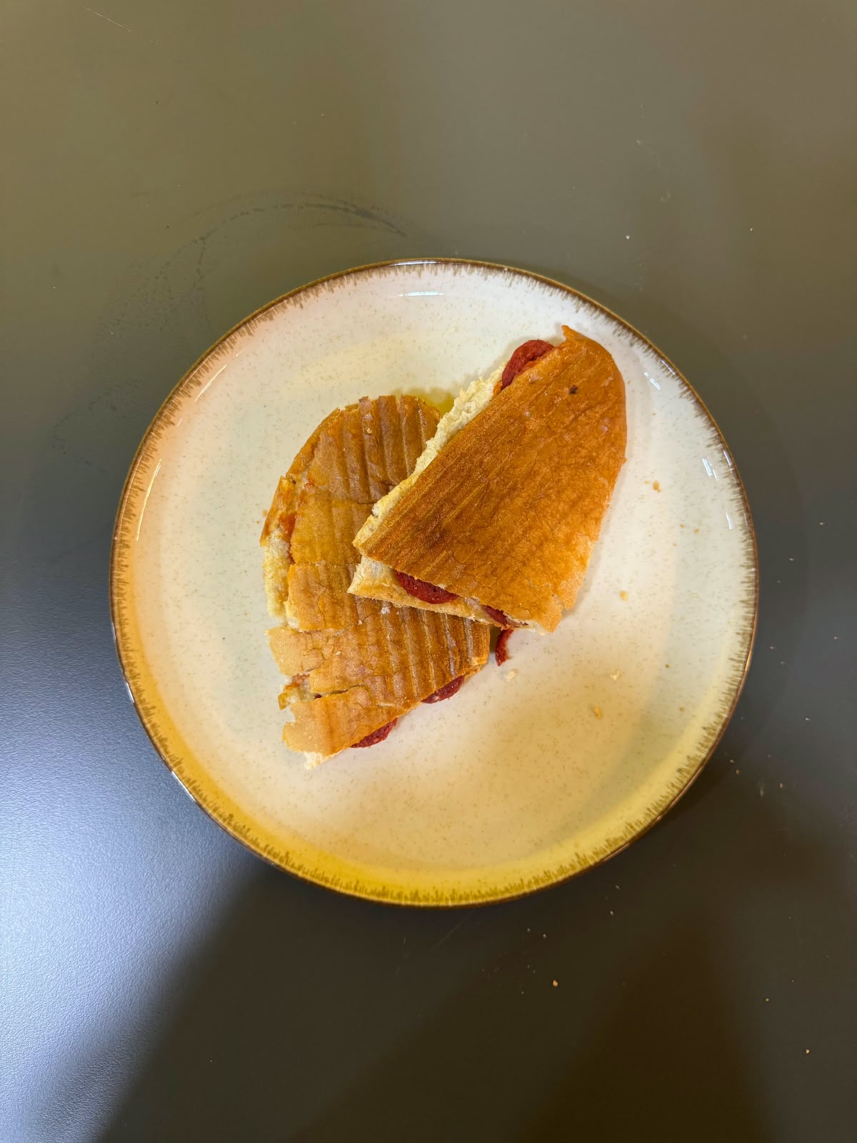 Sucuklu Tost
