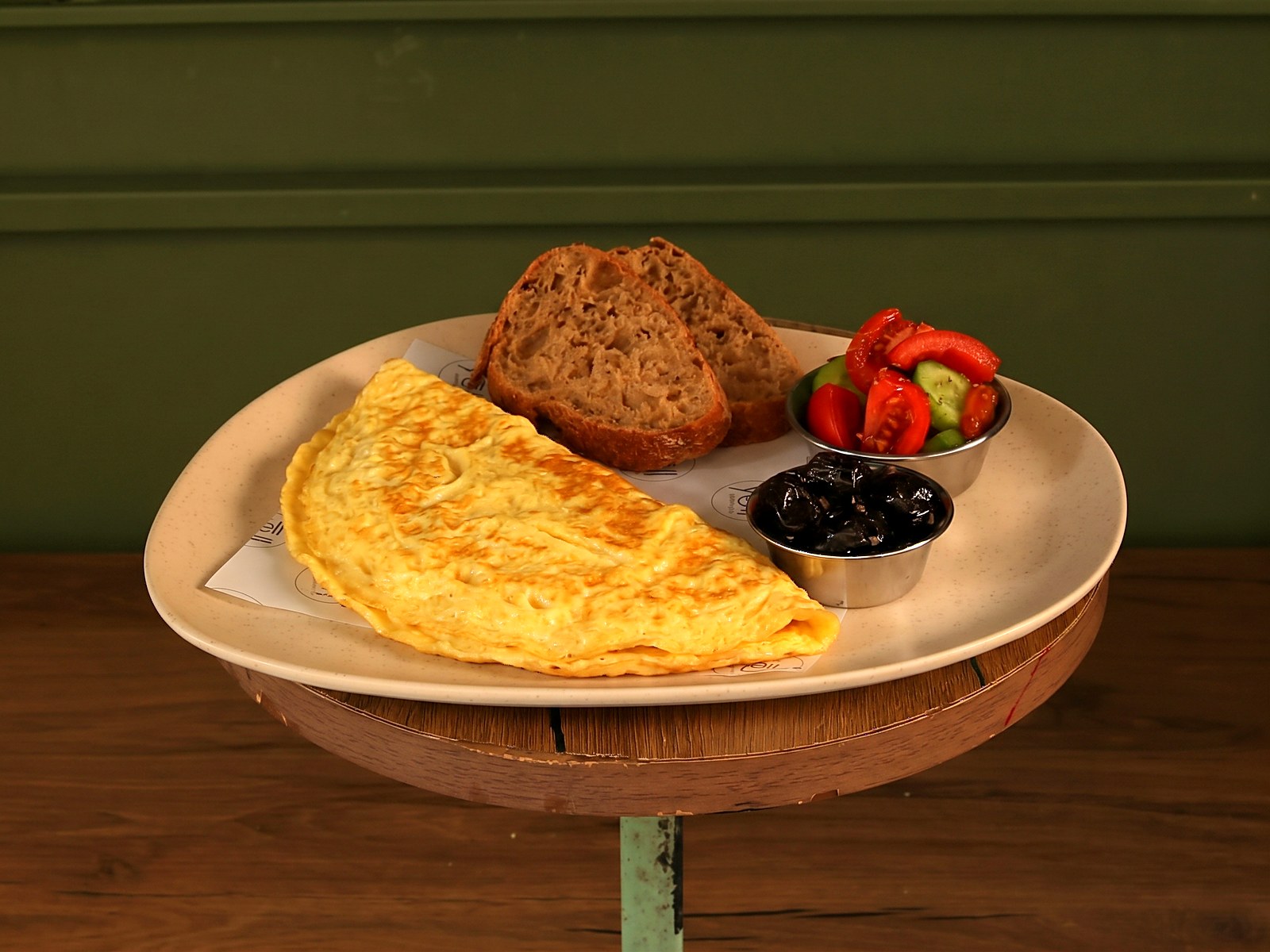 Sade Omlet (Plain Omelette)