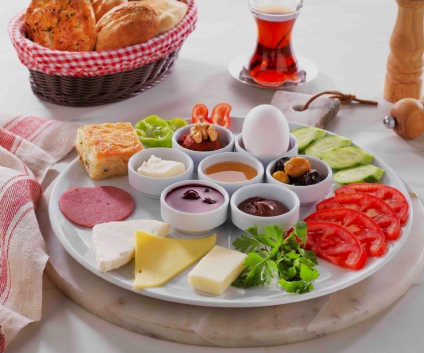 KLASİK KAHVALTI TABAĞI