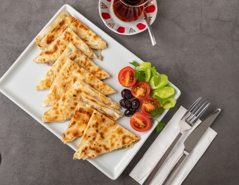 PEYNİRLİ GÖZLEME