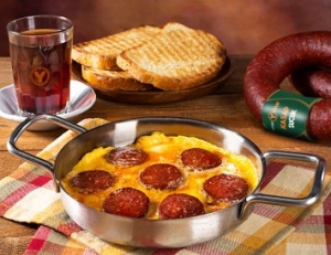 Sucuklu Yumurta