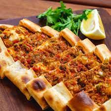Kıymalı Pide