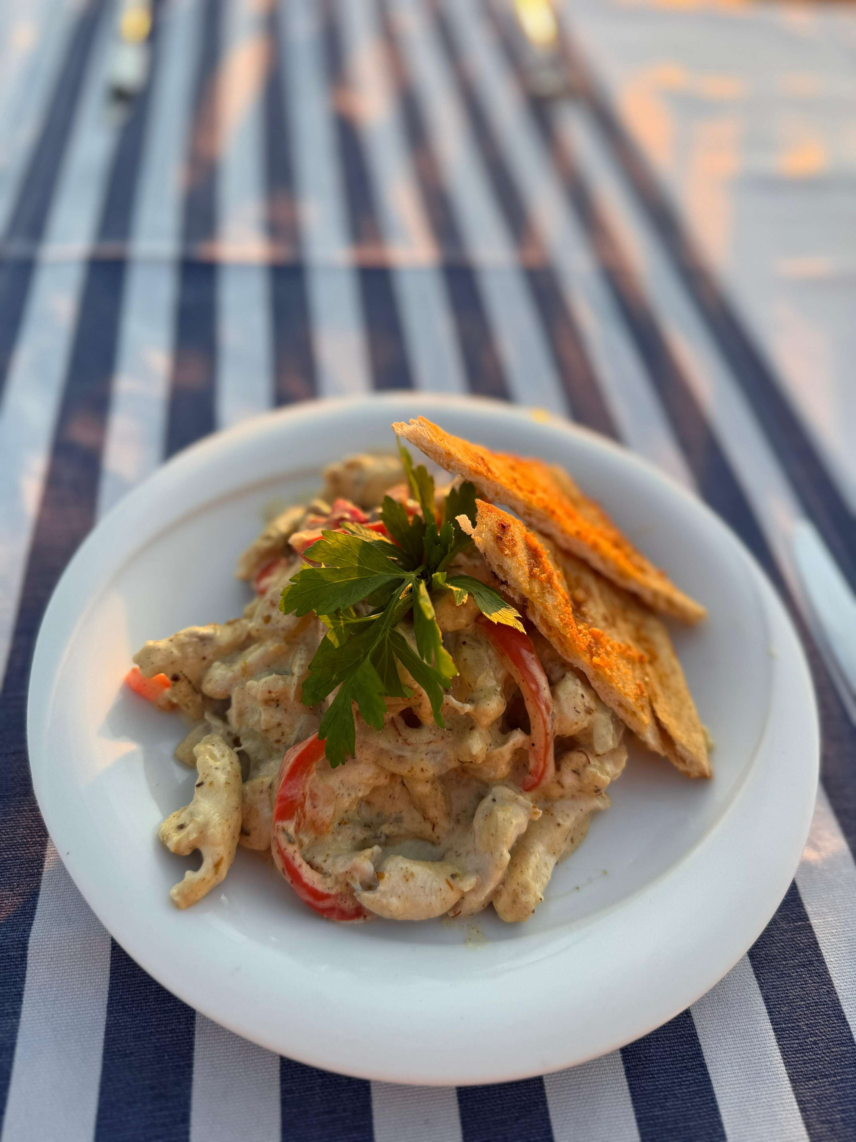 KÖRİ SOSLU TAVUK